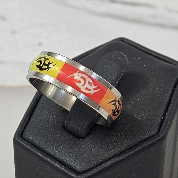 Size 11 Multi Colored Tribal Art Fashion Ring 11P - Picture 3 of 4